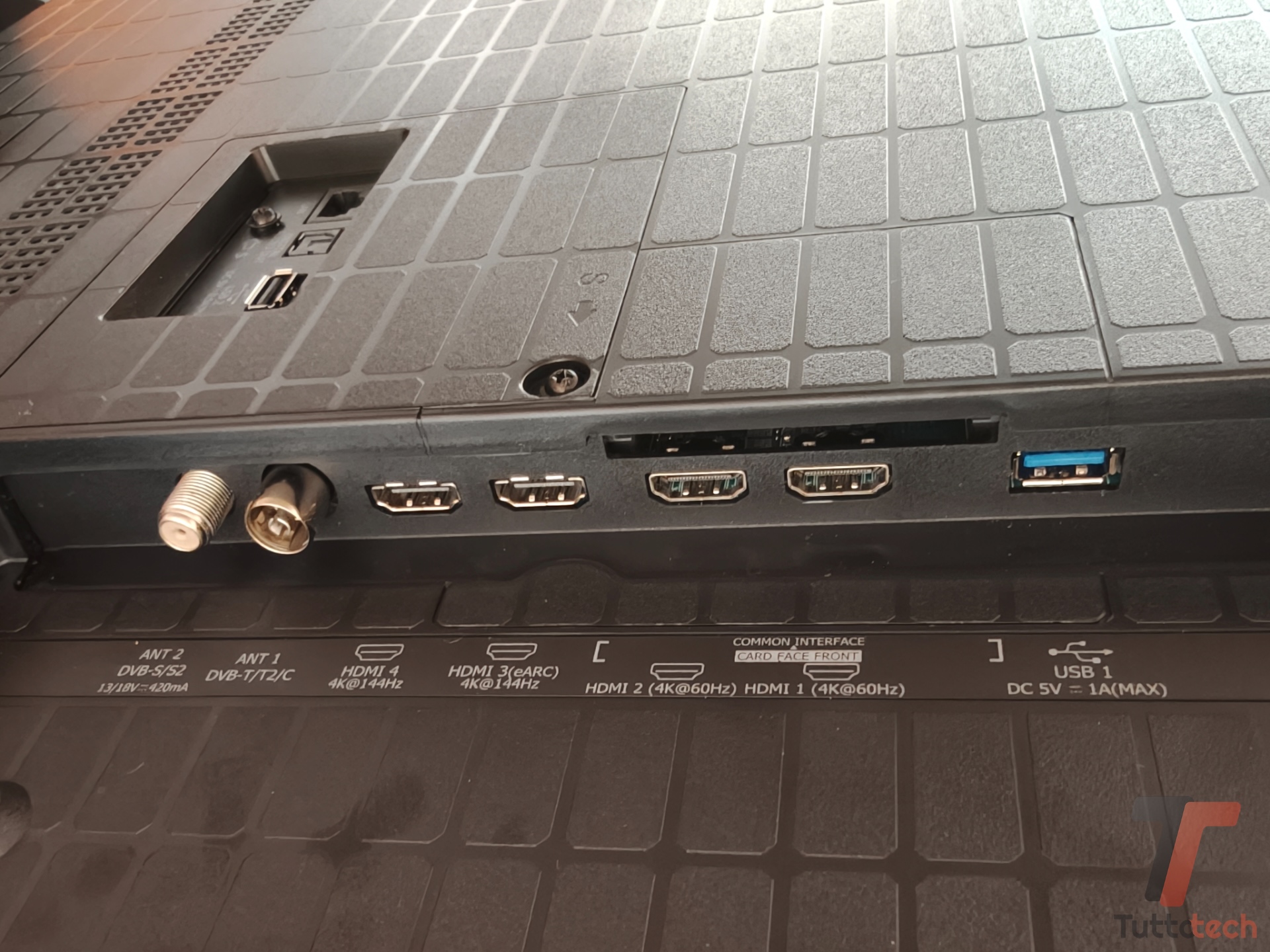 Recensione Hisense 55Q8S: il MiniLED completo per gaming e streaming 17
