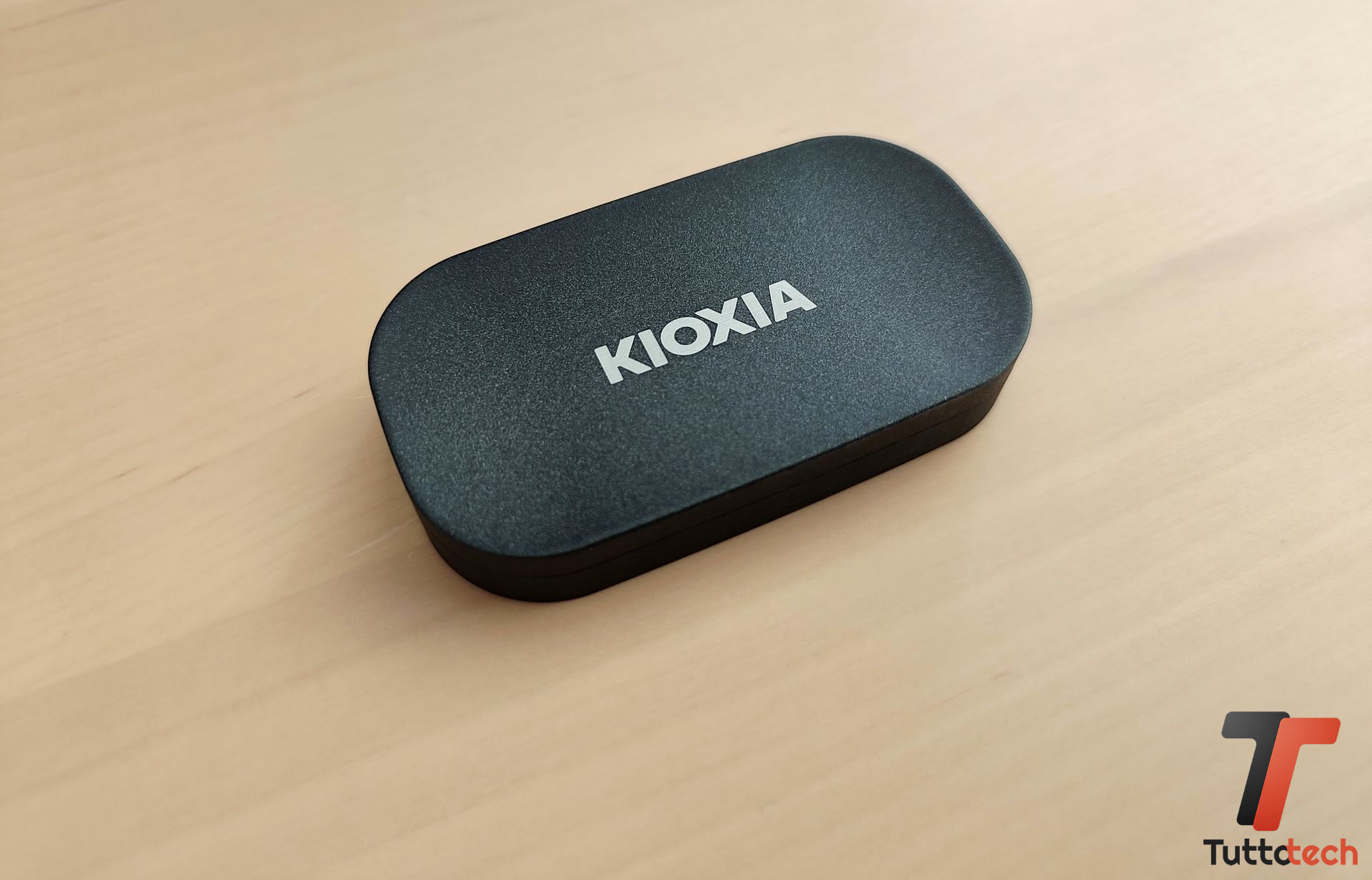 Recensione KIOXIA EXCERIA PLUS G2 2 TB: l'SSD portatile compatto e veloce pensato per ogni dispositivo 1