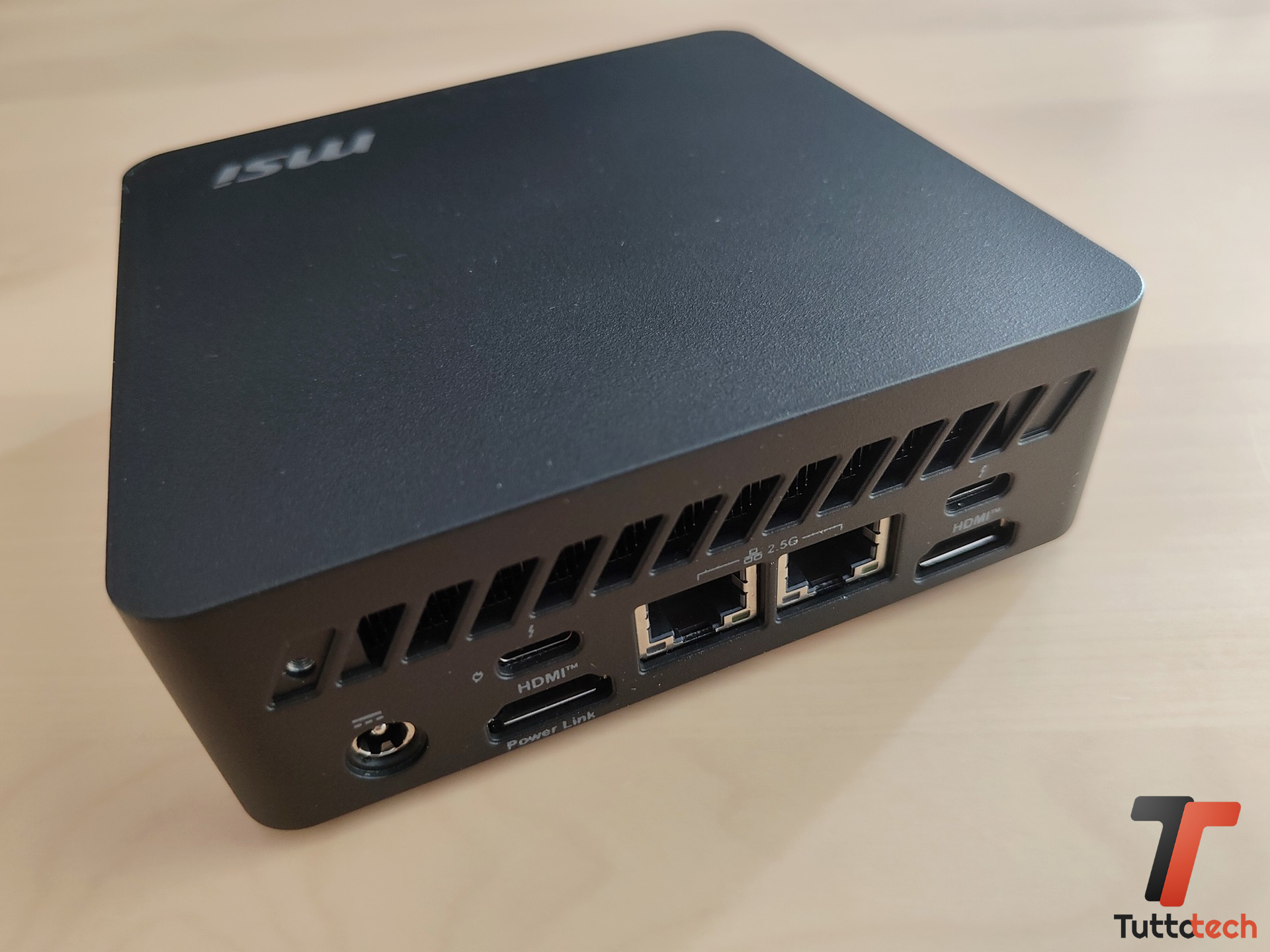 MSI Cubi NUC AI+ 3MG-tt-10