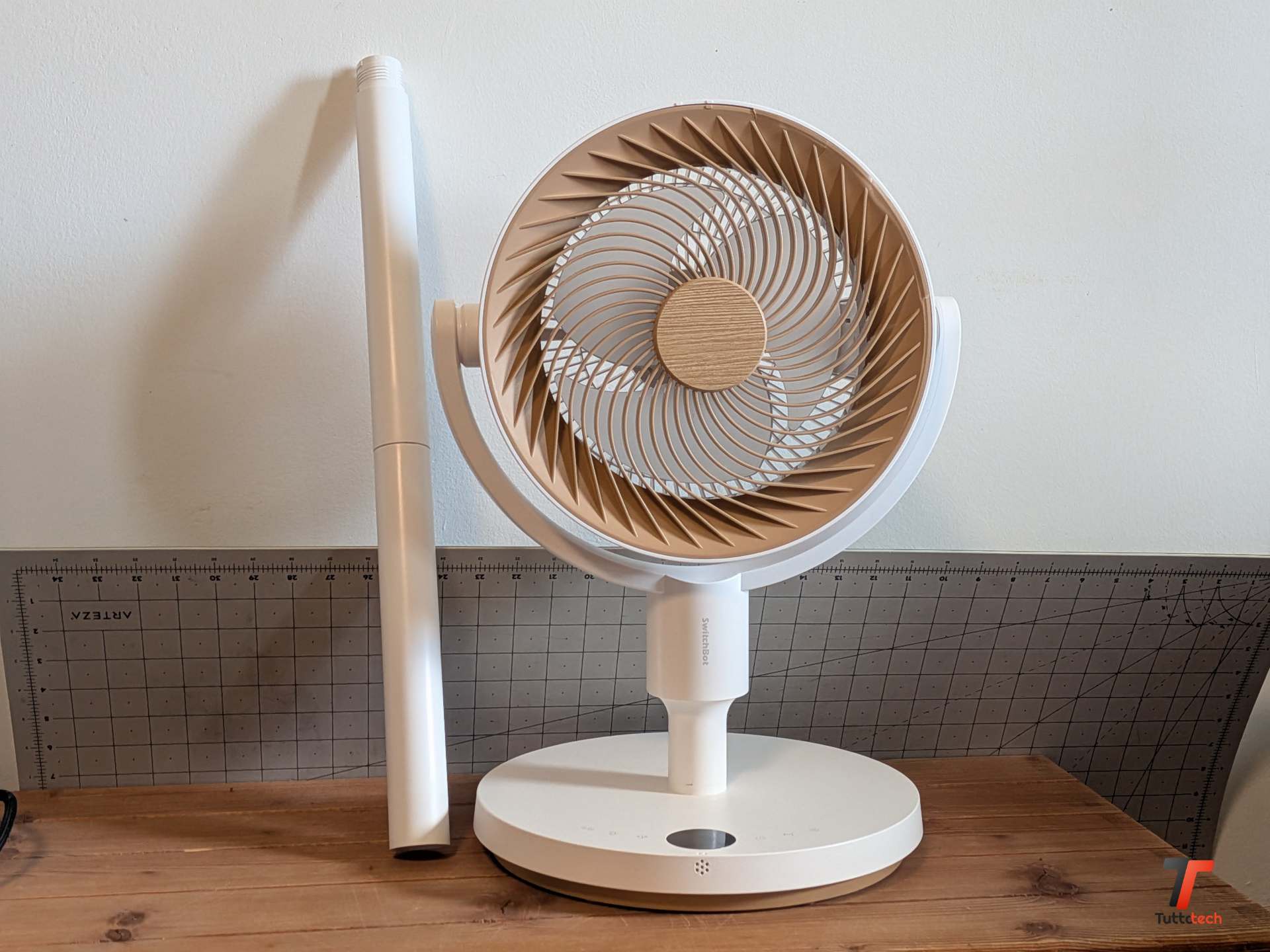 Switchbot Fan 01