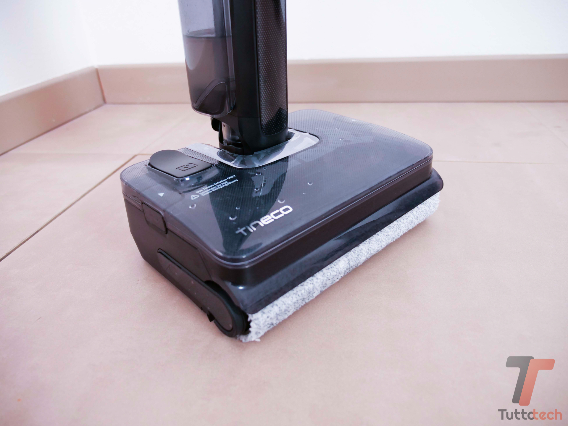 Recensione Tineco FLOOR ONE i7 Fold: la lavapavimenti pieghevole che si infila quasi ovunque 4