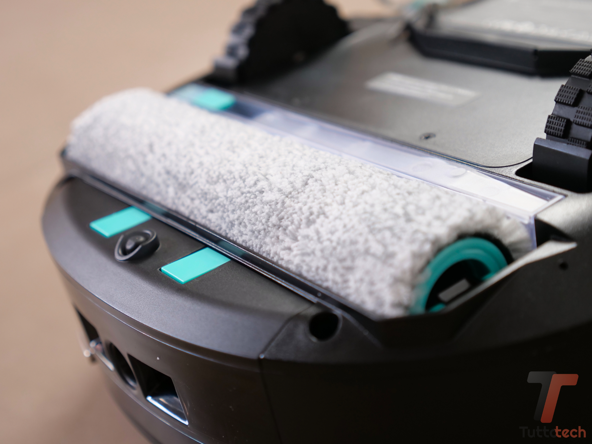 Recensione Lefant M210 Pro OMNI: il robot aspirapolvere compatto con rullo autopulente sotto i 400 euro 13