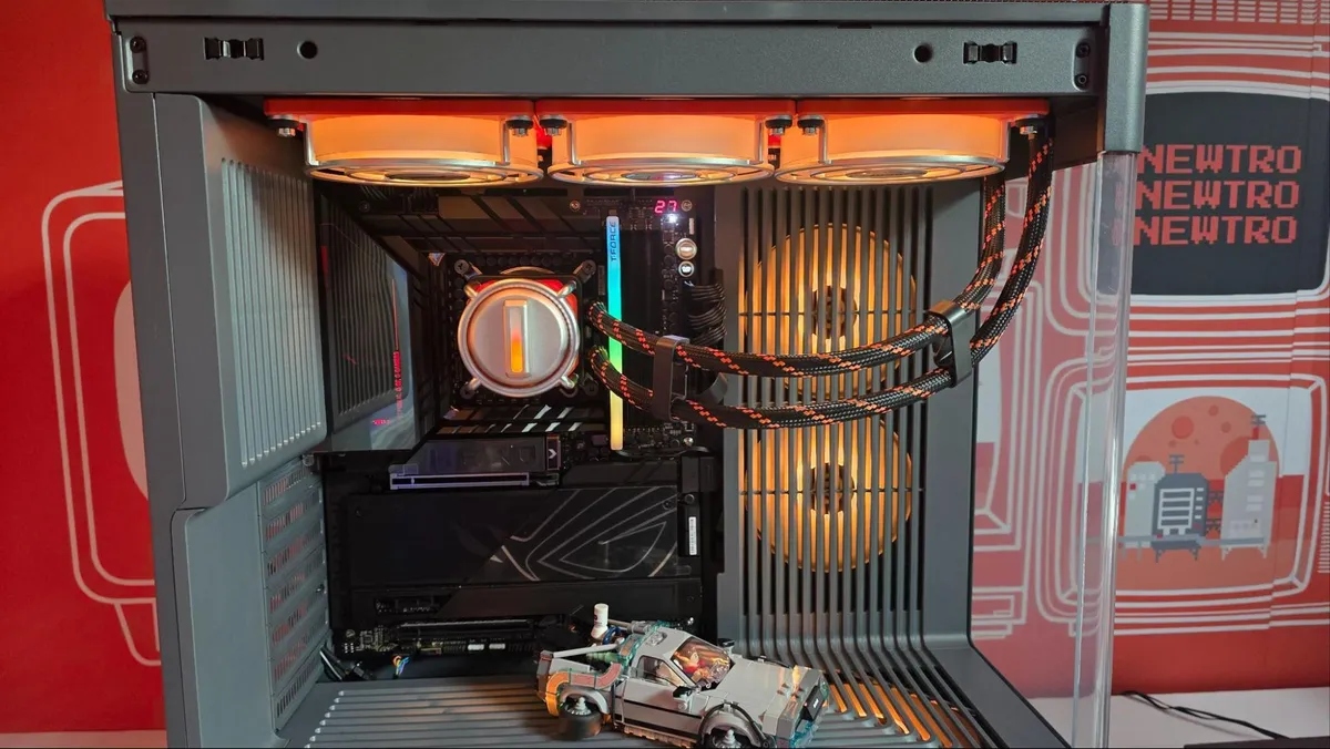 Levelplay mostra al Computex 2026 ventole magnetiche reversibili e un dissipatore AIO con manopola fisica 3