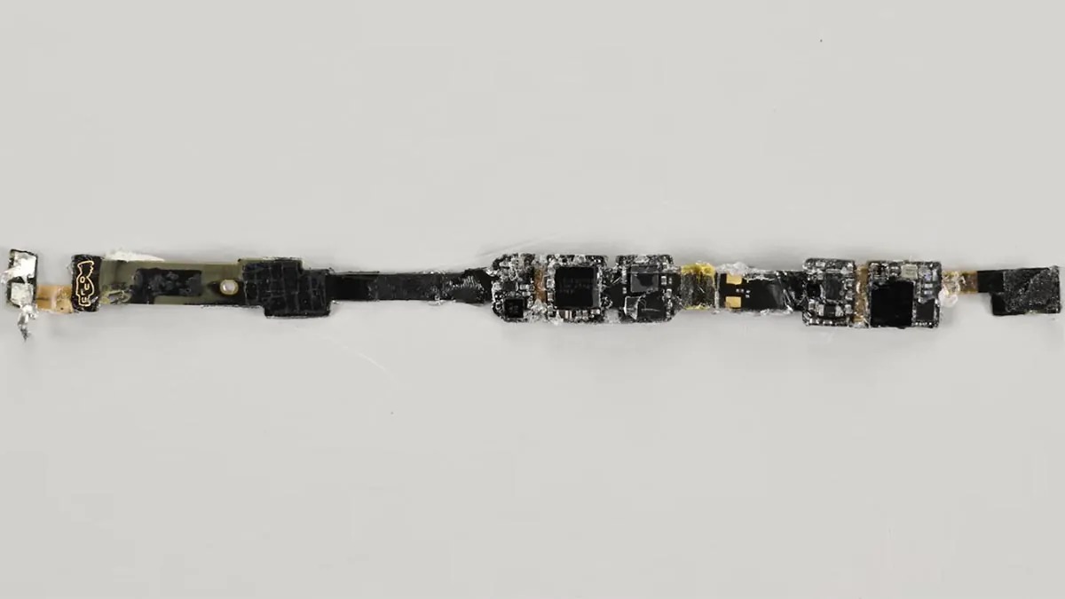 Il teardown di iFixit rivela che Oura Ring 5 è completamente irreparabile 11