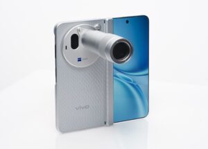 Vivo X Fold6 è ufficiale: il pieghevole con fotocamera da 200 MP arriverà anche in Italia 10
