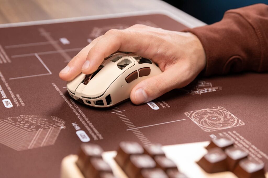 Pulsar Feinmann F01 Noctua Edition: il mouse gaming con ventola integrata pensato per gli eSport 5