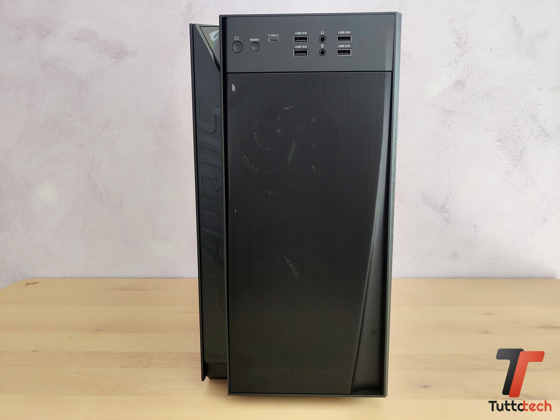 Recensione AORUS PRIME 3 AP351: un desktop gaming equilibrato che punta tutto sull'ecosistema Gigabyte 24
