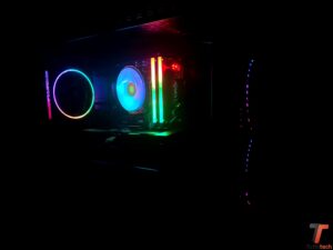 Recensione AORUS PRIME 3 AP351: un desktop gaming equilibrato che punta tutto sull'ecosistema Gigabyte 3