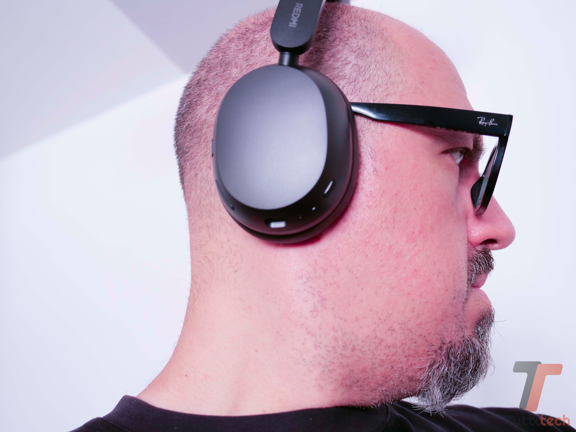Recensione Redmi Headphones Neo: autonomia record e prezzo contenuto 5
