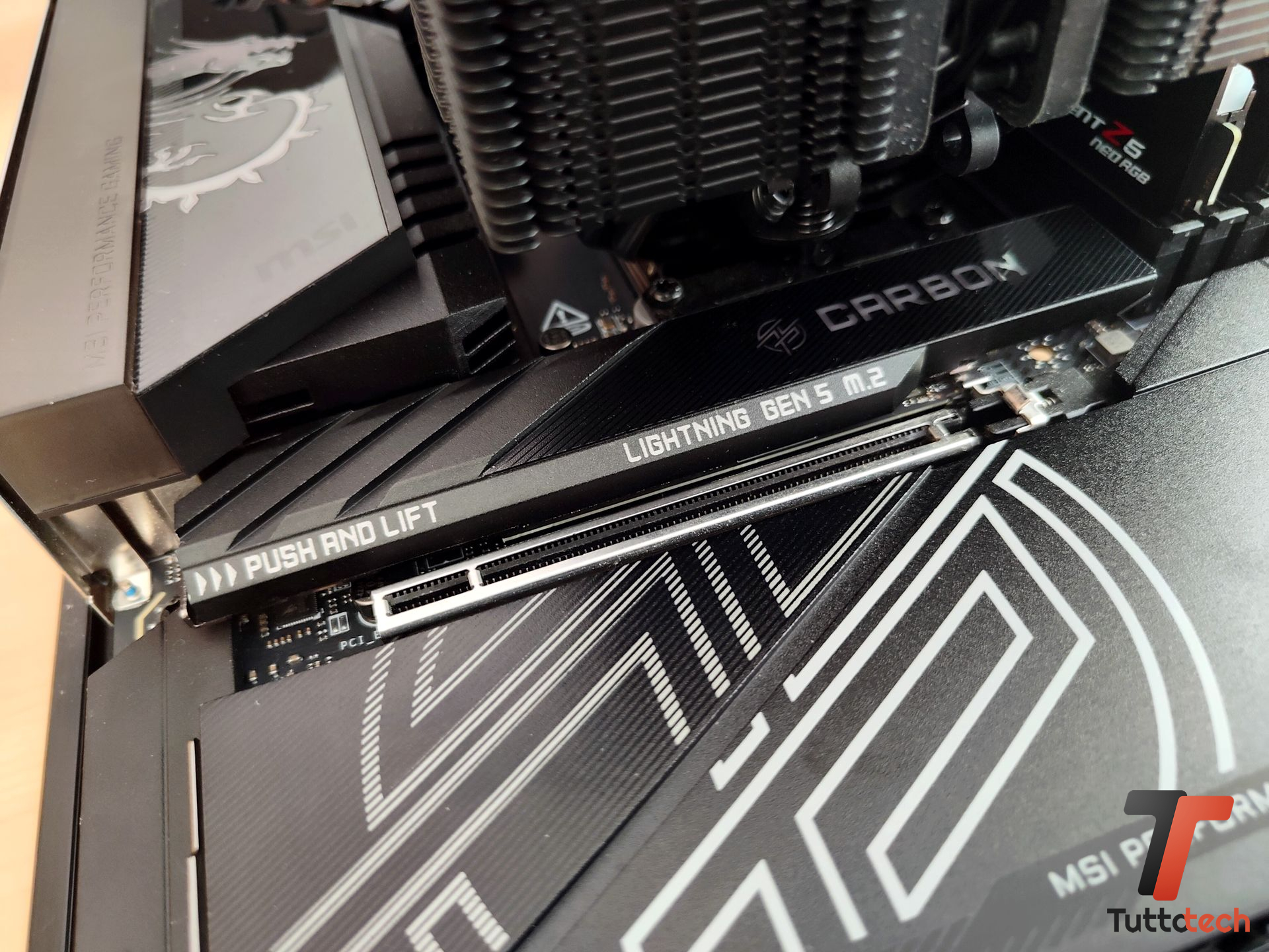 Recensione SANDISK Optimus GX PRO 8100: uno degli SSD PCI-E 5.0 più veloci sul mercato 4