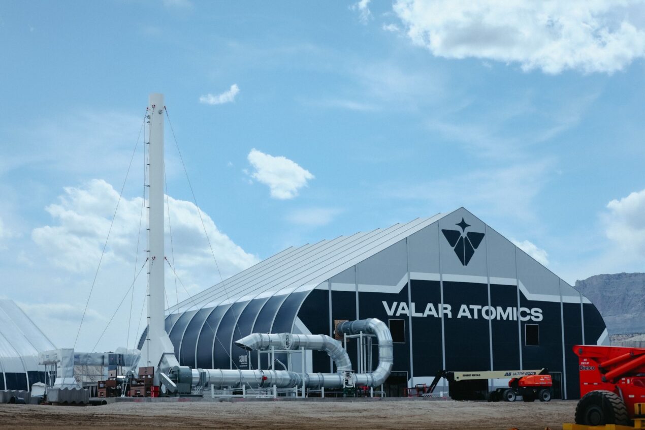 Un chip NVIDIA Blackwell alimentato da un reattore nucleare, è successo davvero negli USA