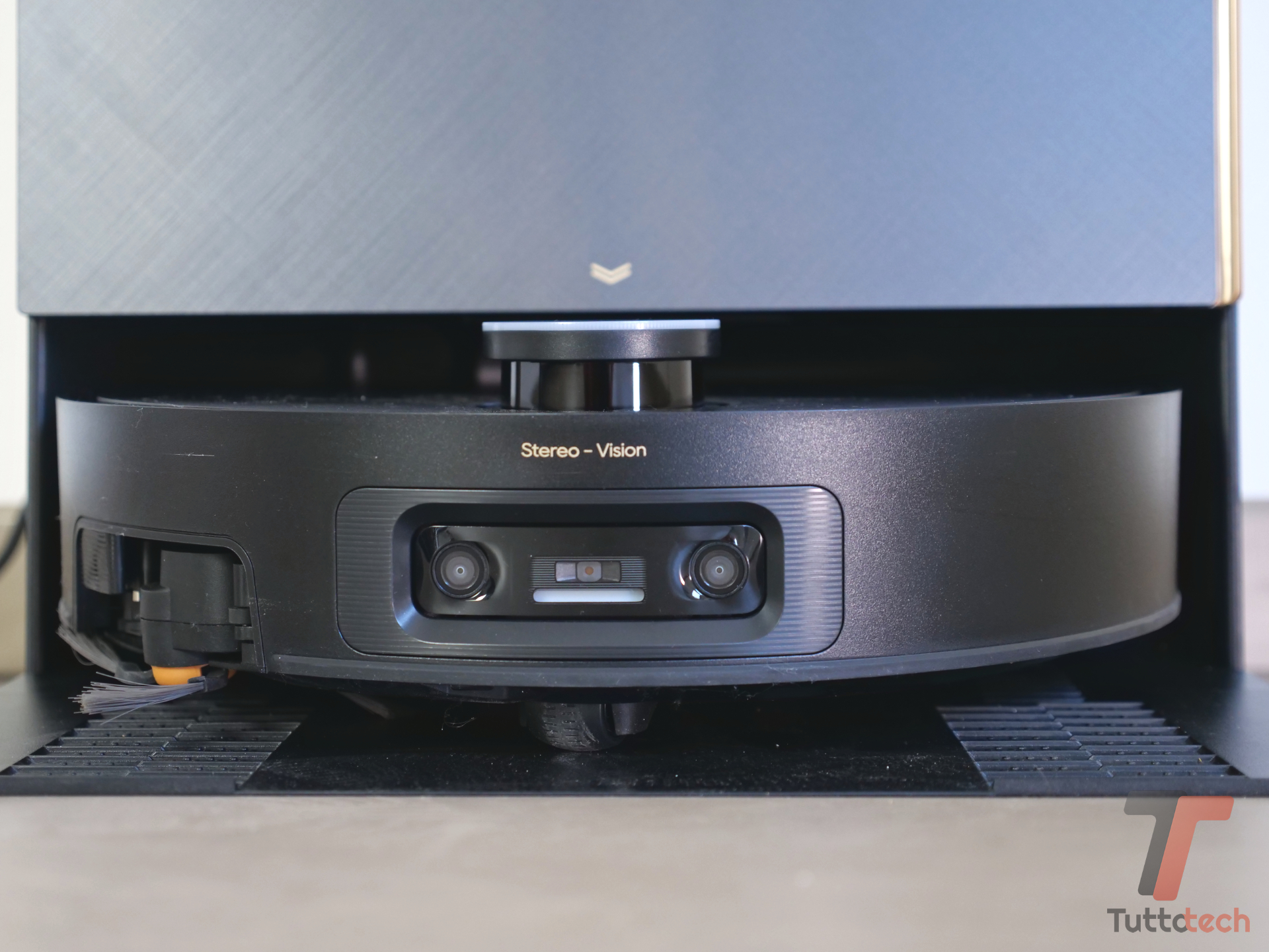 Recensione Dreame X60 Pro Ultra Complete: coi bracci allungabili arriva ovunque, anche sui battiscopa 2