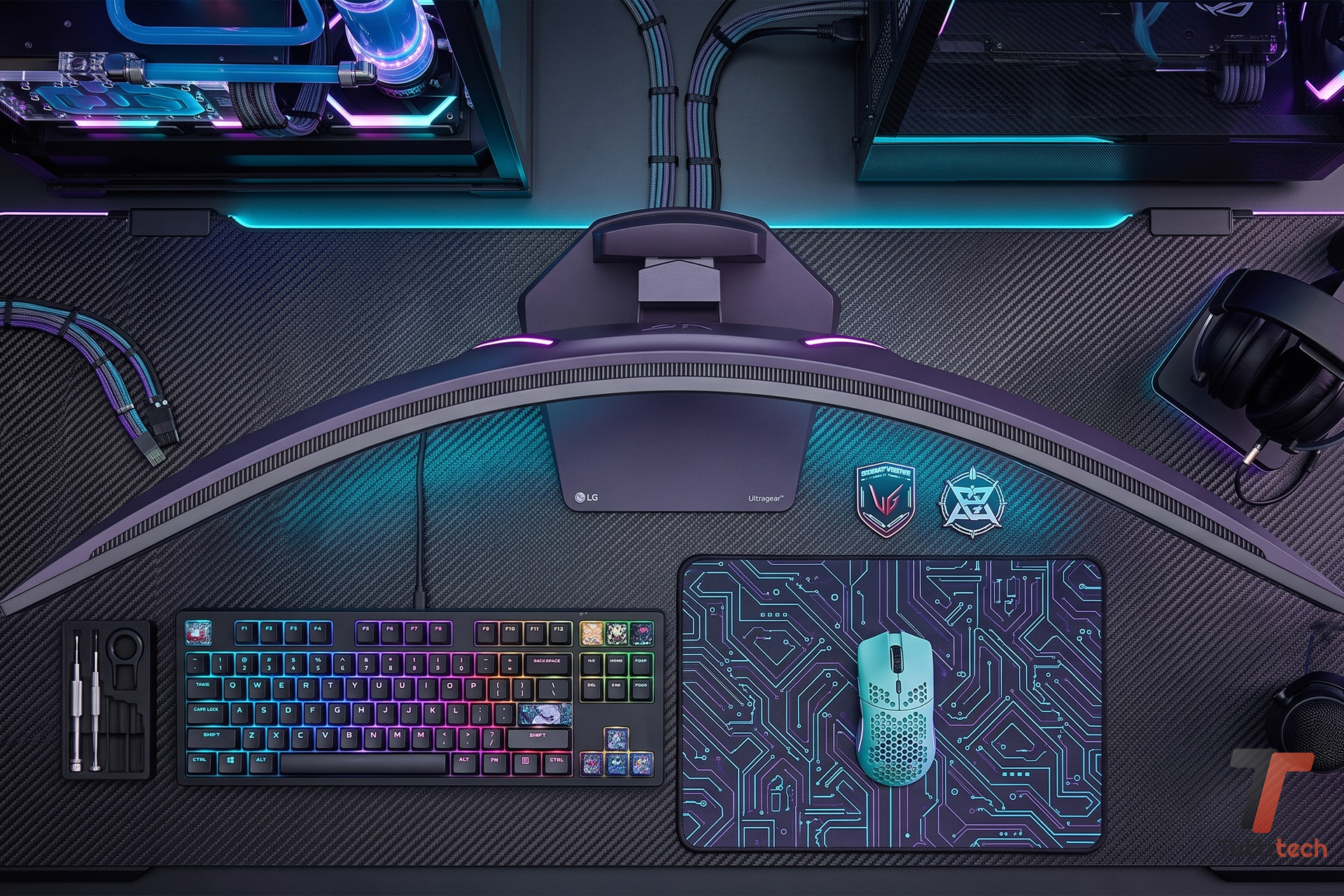 Dopo un Super UltraWide è difficile tornare indietro: ecco LG UltraGear evo G9 da 52 pollici 2