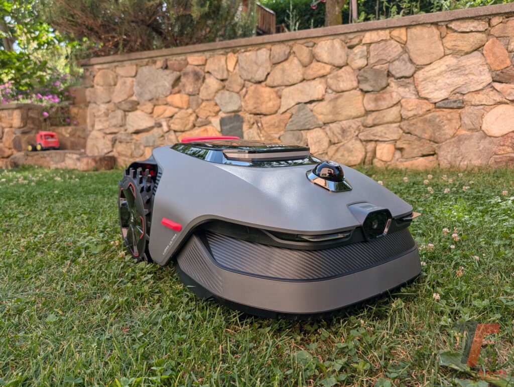 Recensione Mova LiDAX 1200 Ultra: tecnologie al top ma nel concreto qualche incertezza 2