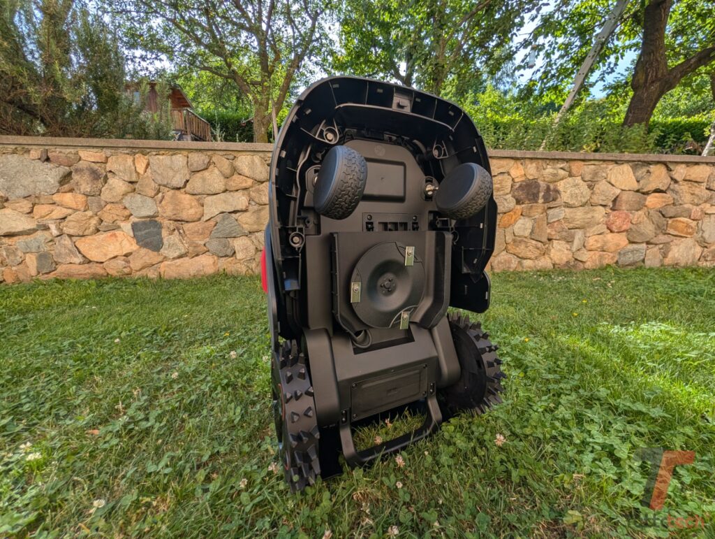 Recensione Mova LiDAX 1200 Ultra: tecnologie al top ma nel concreto qualche incertezza 3