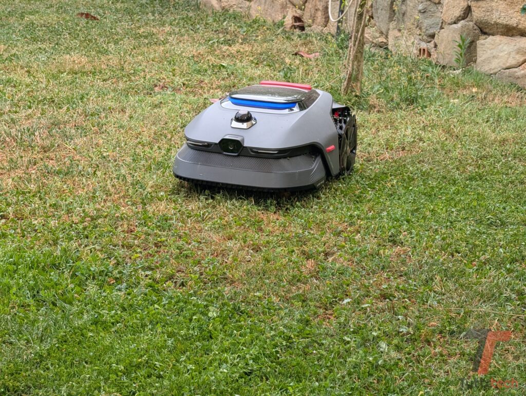 Recensione Mova LiDAX 1200 Ultra: tecnologie al top ma nel concreto qualche incertezza 9