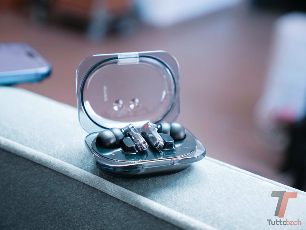 Recensione Nothing Ear (3a): gli auricolari che registrano audio e chiamate con un tocco
