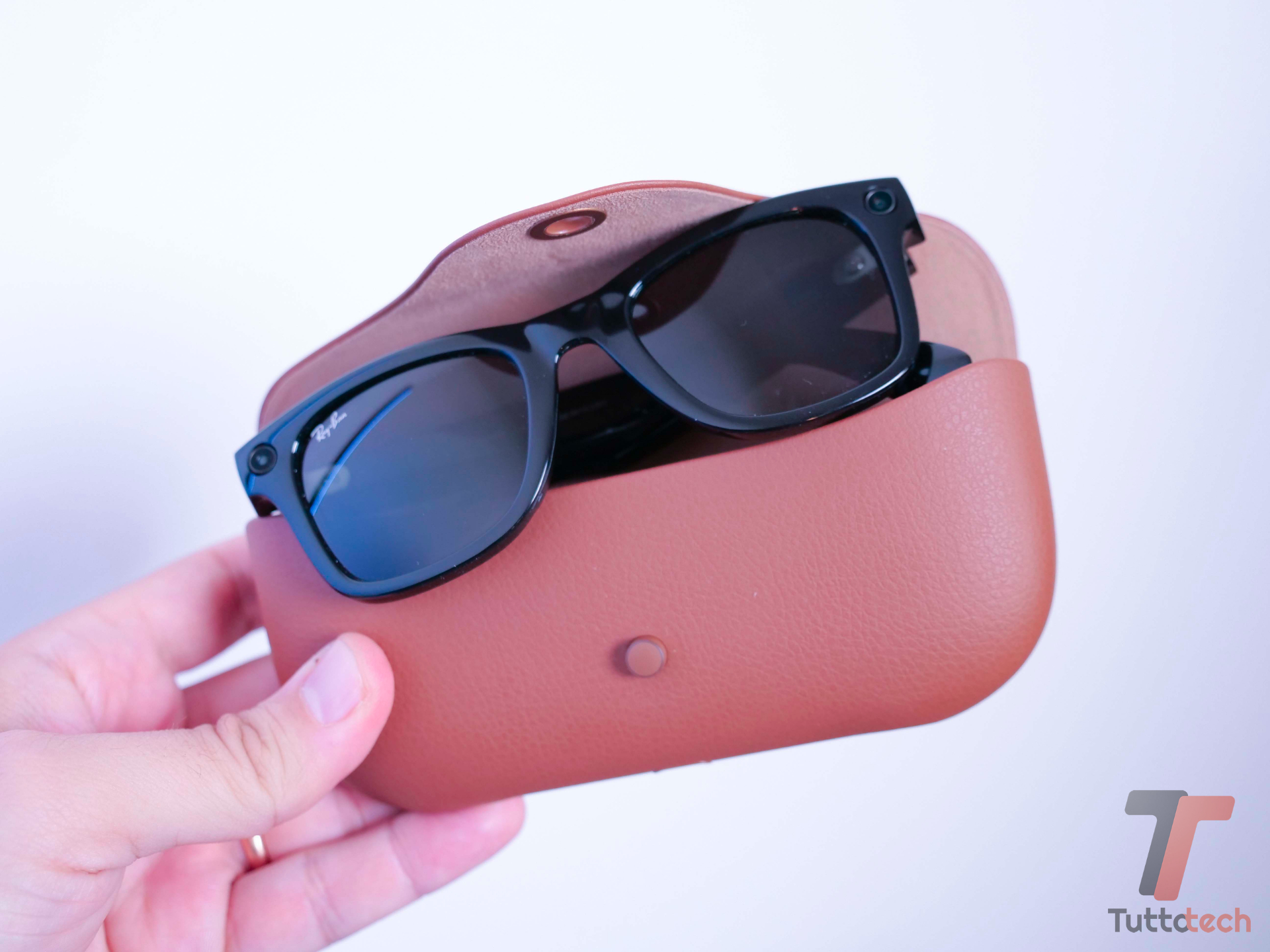 Recensione Ray-Ban Meta Wayfarer 2gen: gli occhiali smart che convincono davvero 1