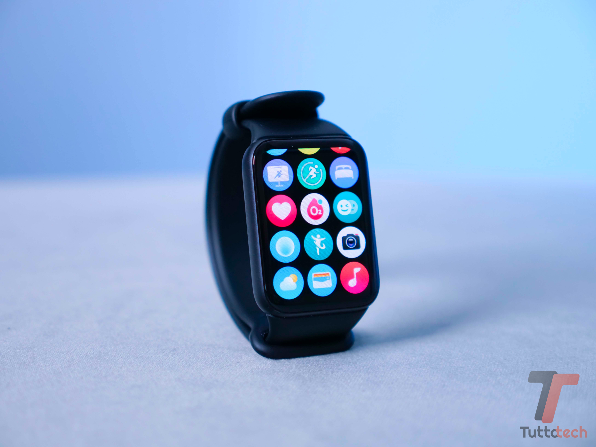 Recensione Xiaomi Smart Band 10 Pro: l'equilibrio perfetto tra tracker fitness e smartwatch tascabile 4