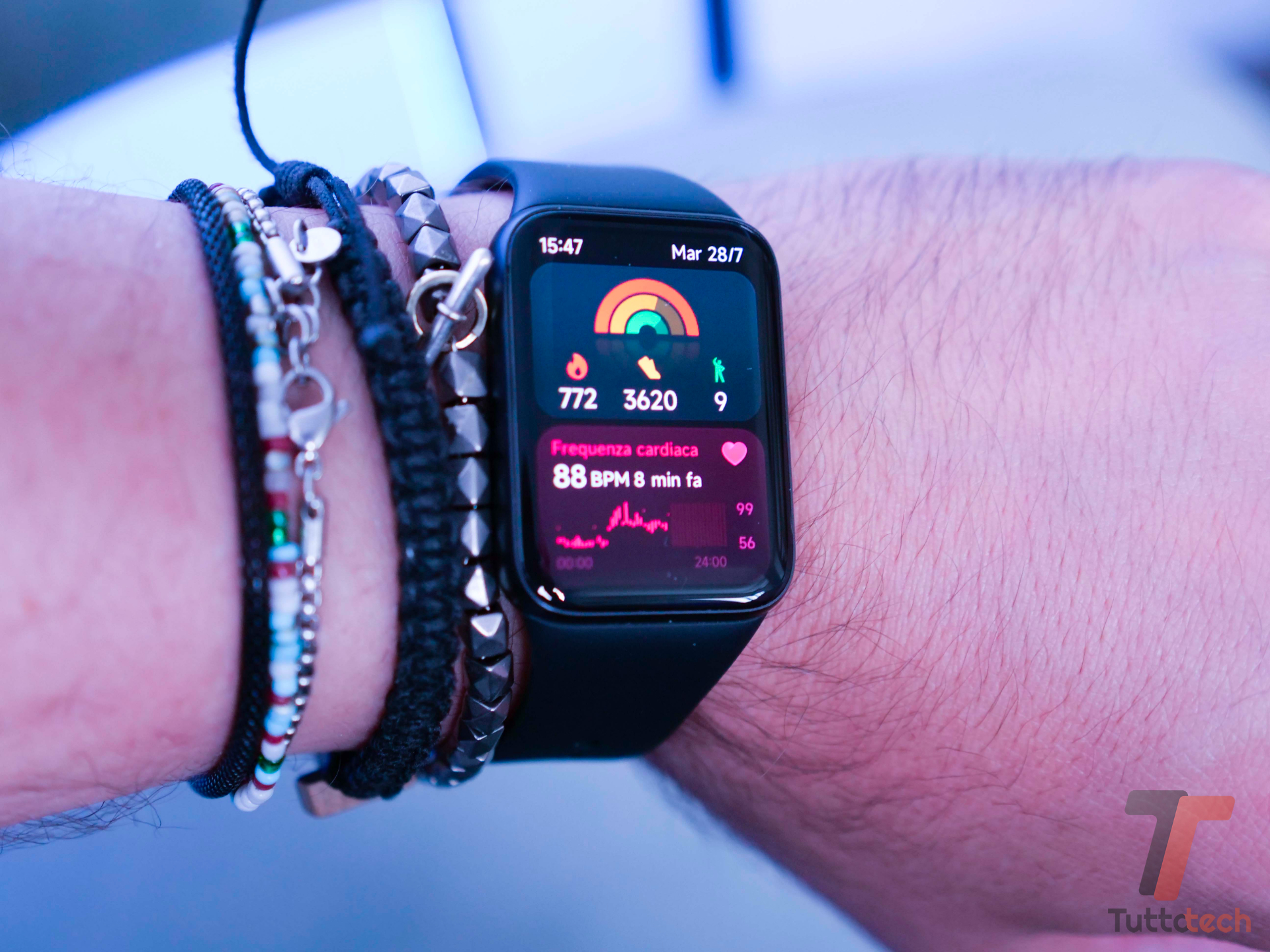 Recensione Xiaomi Smart Band 10 Pro: l'equilibrio perfetto tra tracker fitness e smartwatch tascabile 7