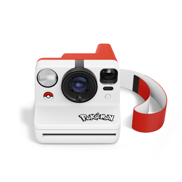 Quanto sono belle le Polaroid x Pokémon Edition? Poké Ball, Pikachu e Sylveon, edizione limitata 1
