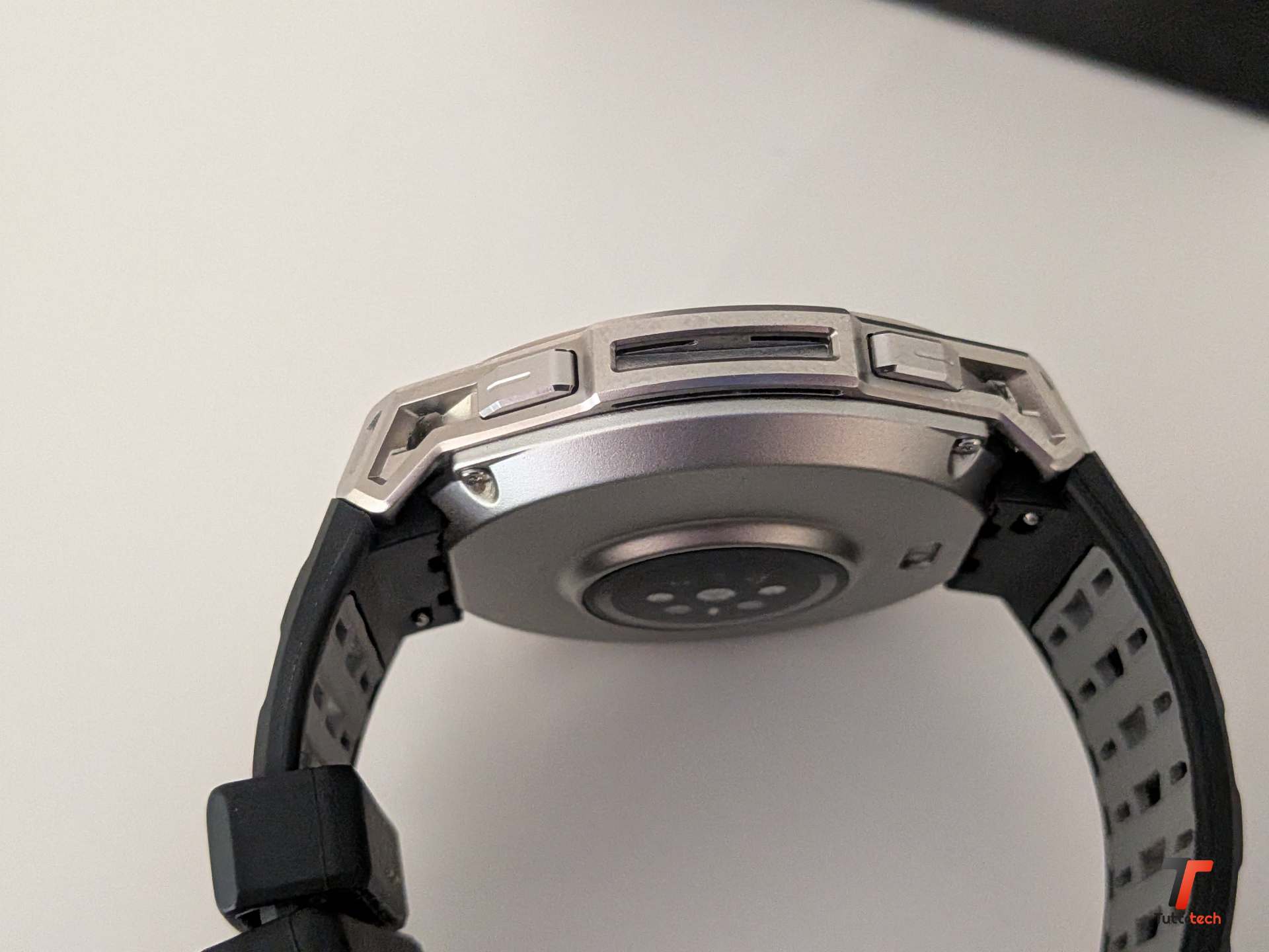 Recensione Amazfit Balance 3, la maturità arriva anche per gli smartwatch multisportivi 2
