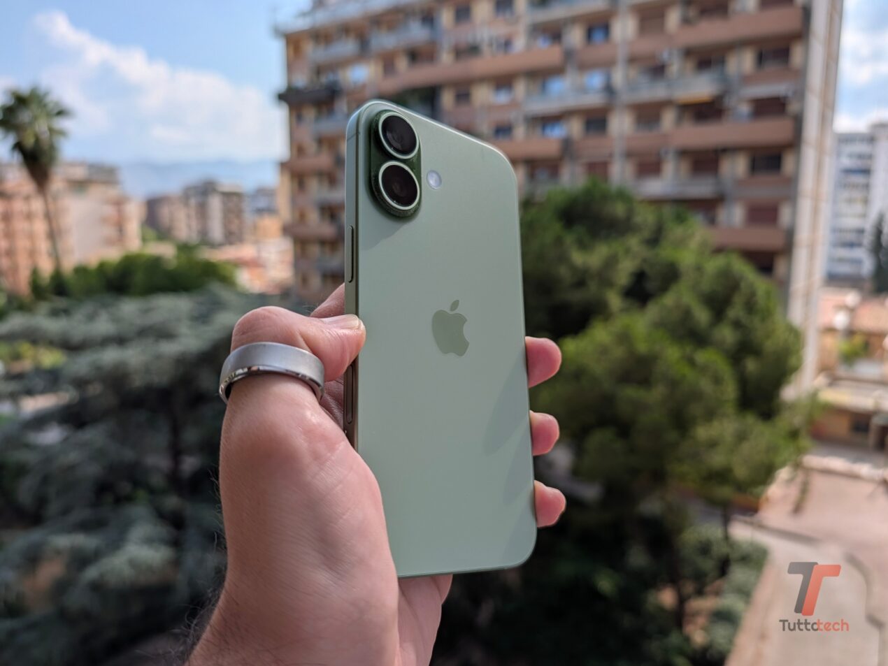 Apple non presenterà iPhone 18 a settembre: ecco quando arriverà il nuovo modello "base"