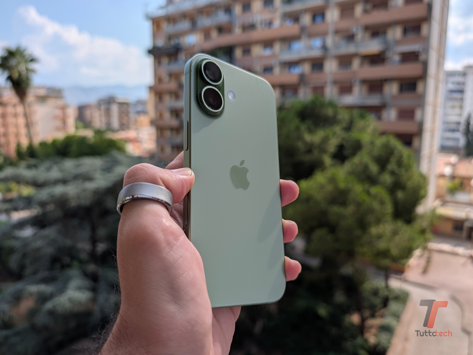 Apple iPhone 17