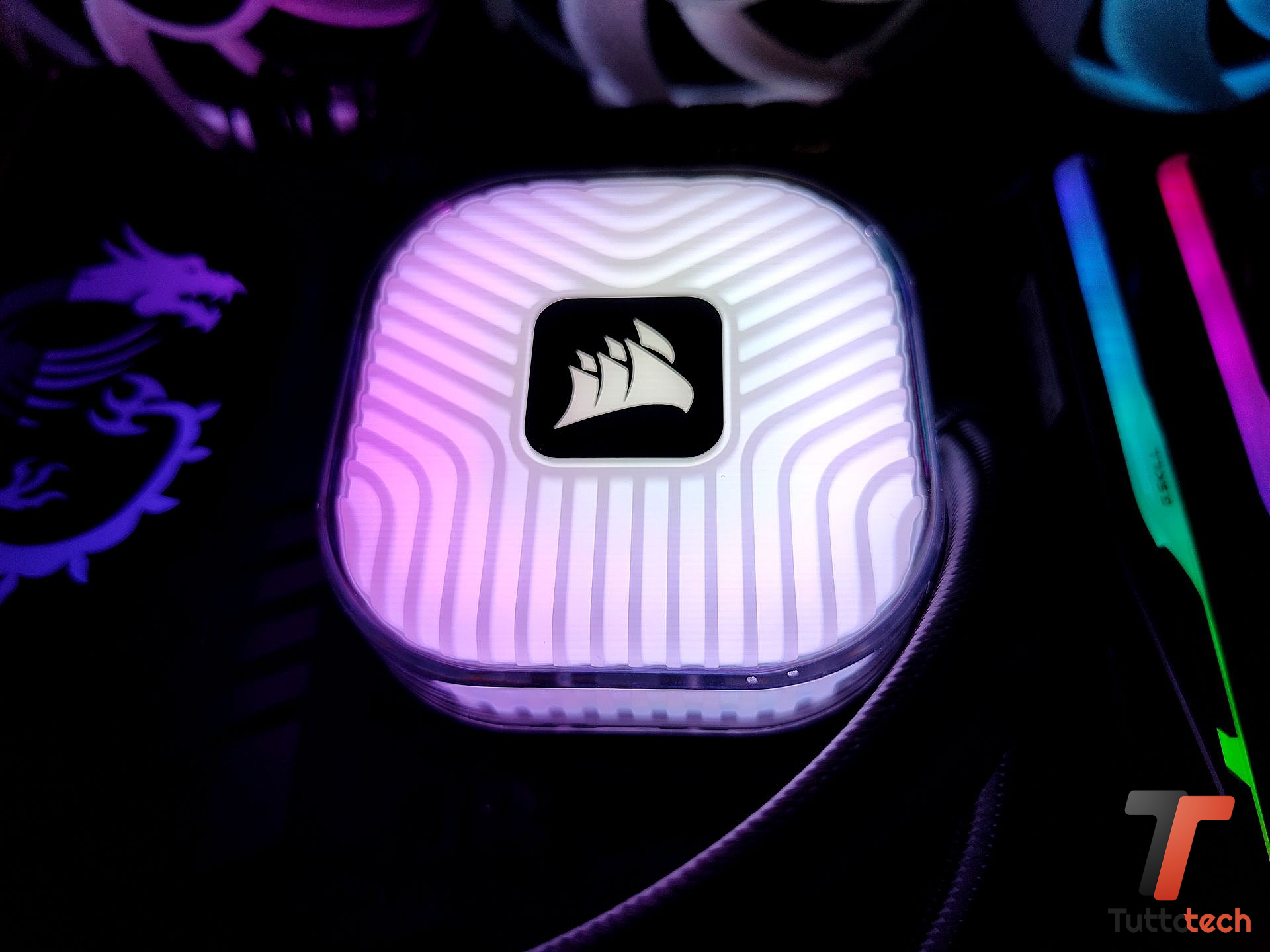 Recensione Corsair TITAN II 360 RX RGB: il nuovo AIO da 360 mm che punta su silenzio e prestazioni 34