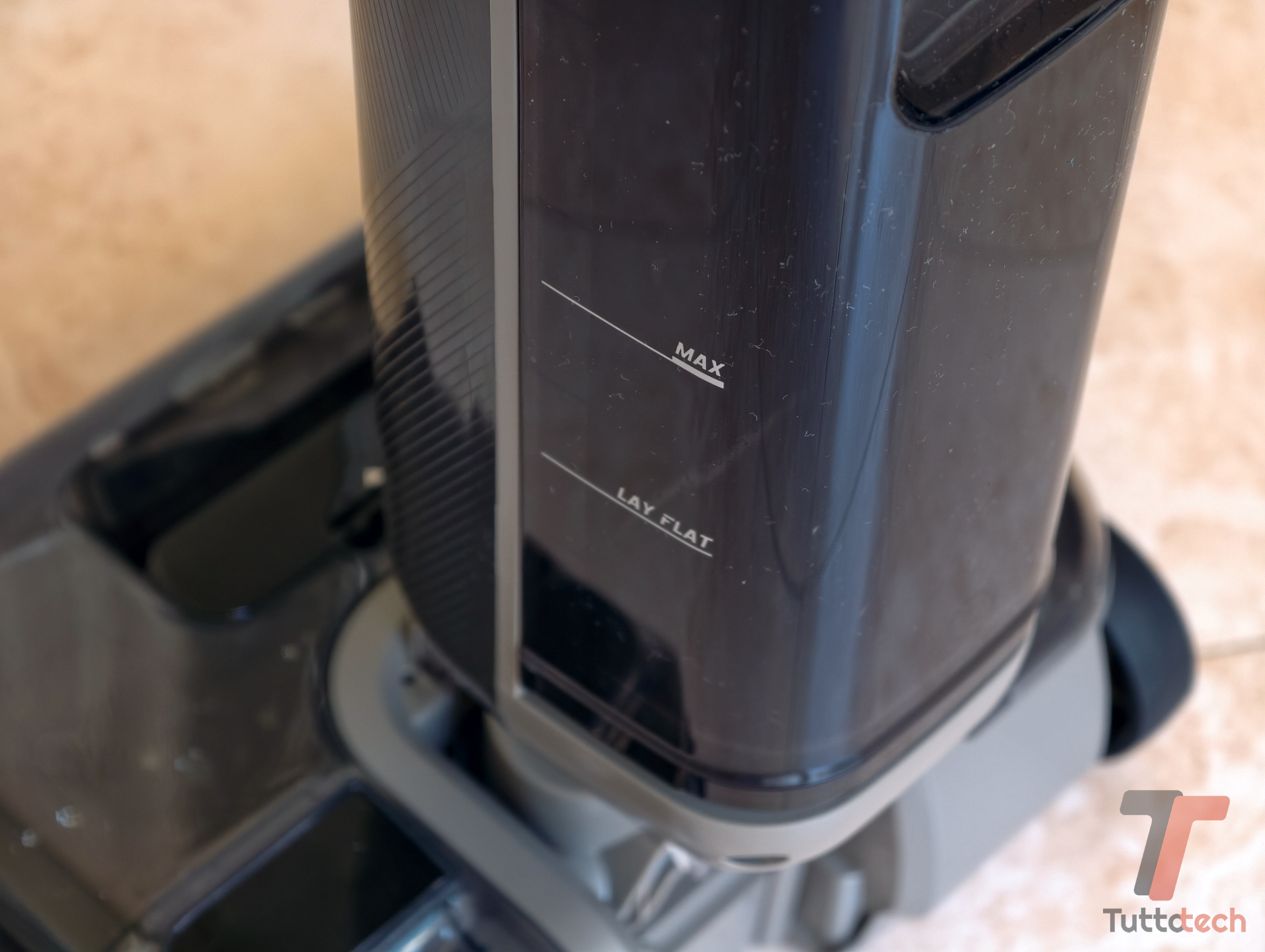 Recensione Eureka FloorShine 830: la prova della lavapavimenti da 24.000 Pa a 299 euro 12