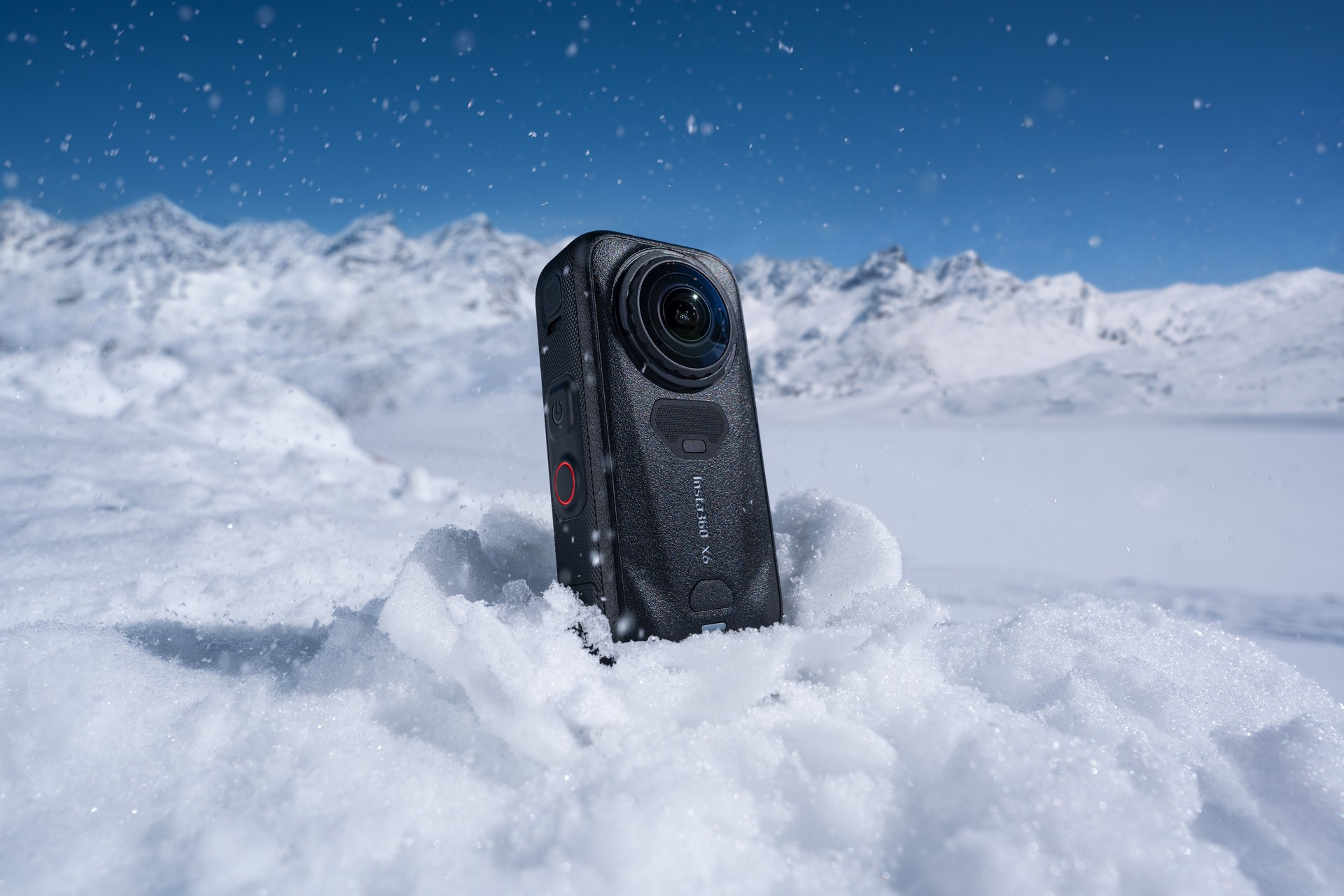 Insta360 X6 ufficiale: è la nuova 360 top di gamma che punta su qualità, autonomia e AI 2