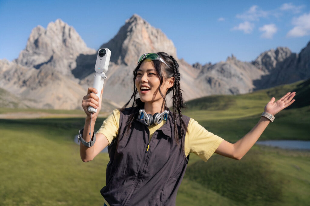 Insta360 abbatte i prezzi su Amazon: action cam X3 360° crolla a 229€ e webcam 4K Link 2C Pack a 139€ 1