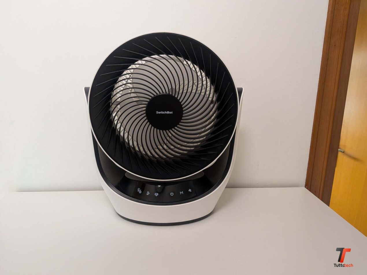 Recensione SwitchBot Battery Circulator Fan 2 Pro, il ventilatore che ci ha salvato l’estate