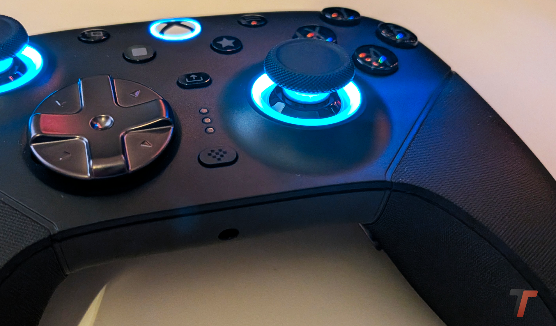 8bitdo Ultimate 3E controller wireless per Xbox e PC / Microsoft con base di ricarica