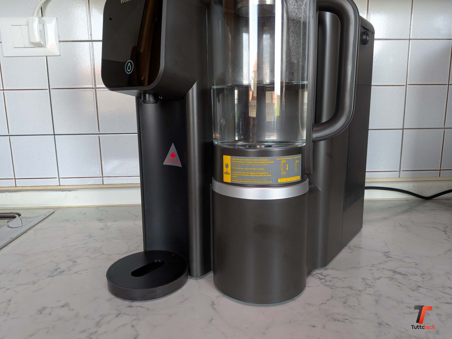 Recensione Waterdrop M6HG: osmosi inversa da banco e addio alle bottiglie d'acqua 1