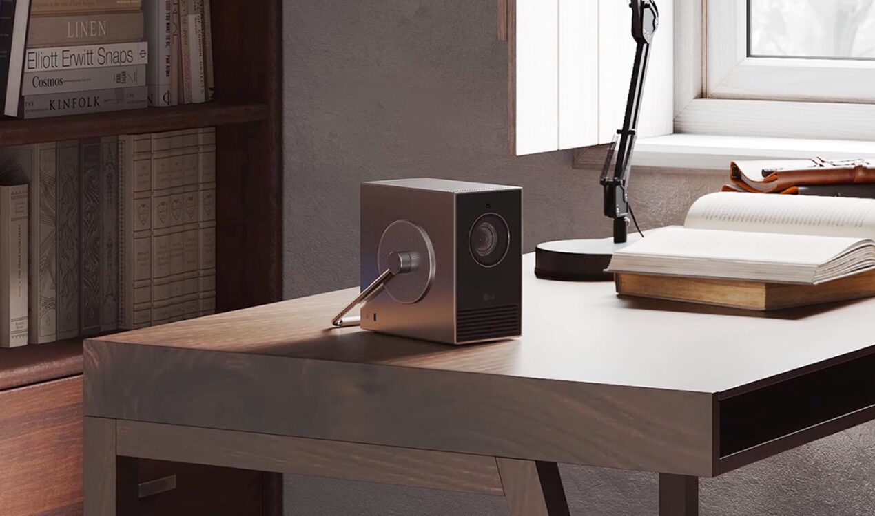 LG CineBeam Q è il proiettore 4K portatile che trasforma ogni parete in un cinema