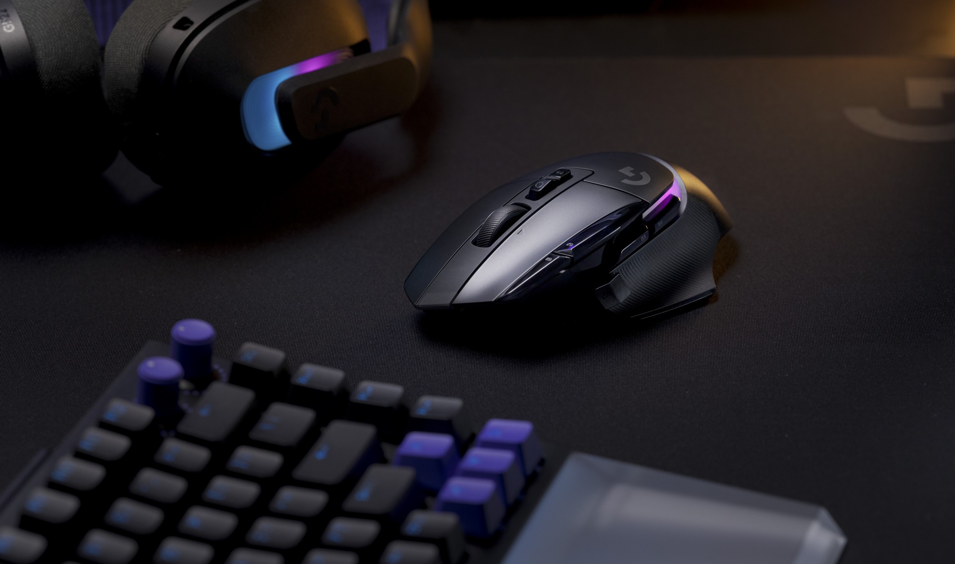 Logitech presenta a G PLAY 2026 nuove periferiche PRO e G3, insieme ai rinnovati G502 X PLUS e G502 X LIGHTSPEED. 18