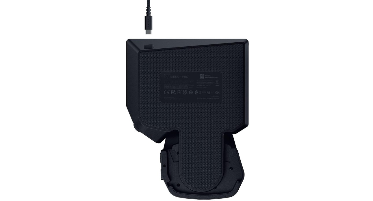 Razer Tartarus V2 Pro: 31 controlli, switch analogici e 8.000 Hz per il gaming a una mano 4
