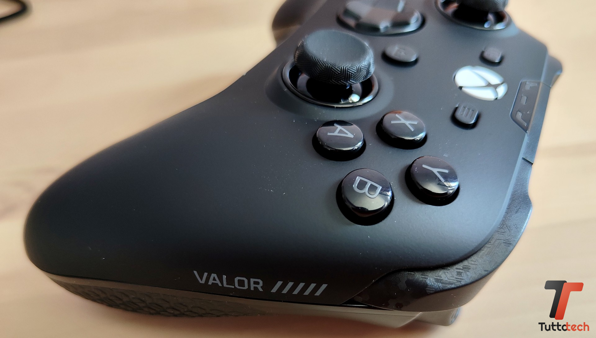 Recensione SCUF Valor TMR Wired: precisione e controlli da pro a meno di 100 euro 17