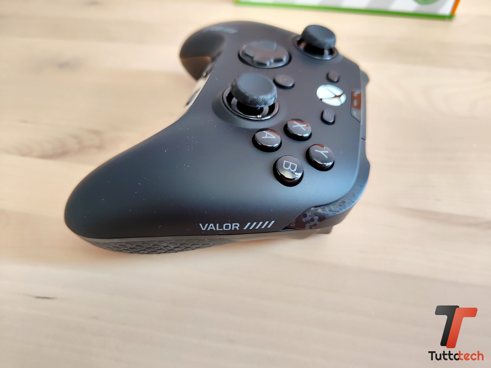Recensione SCUF Valor TMR Wired: precisione e controlli da pro a meno di 100 euro 11