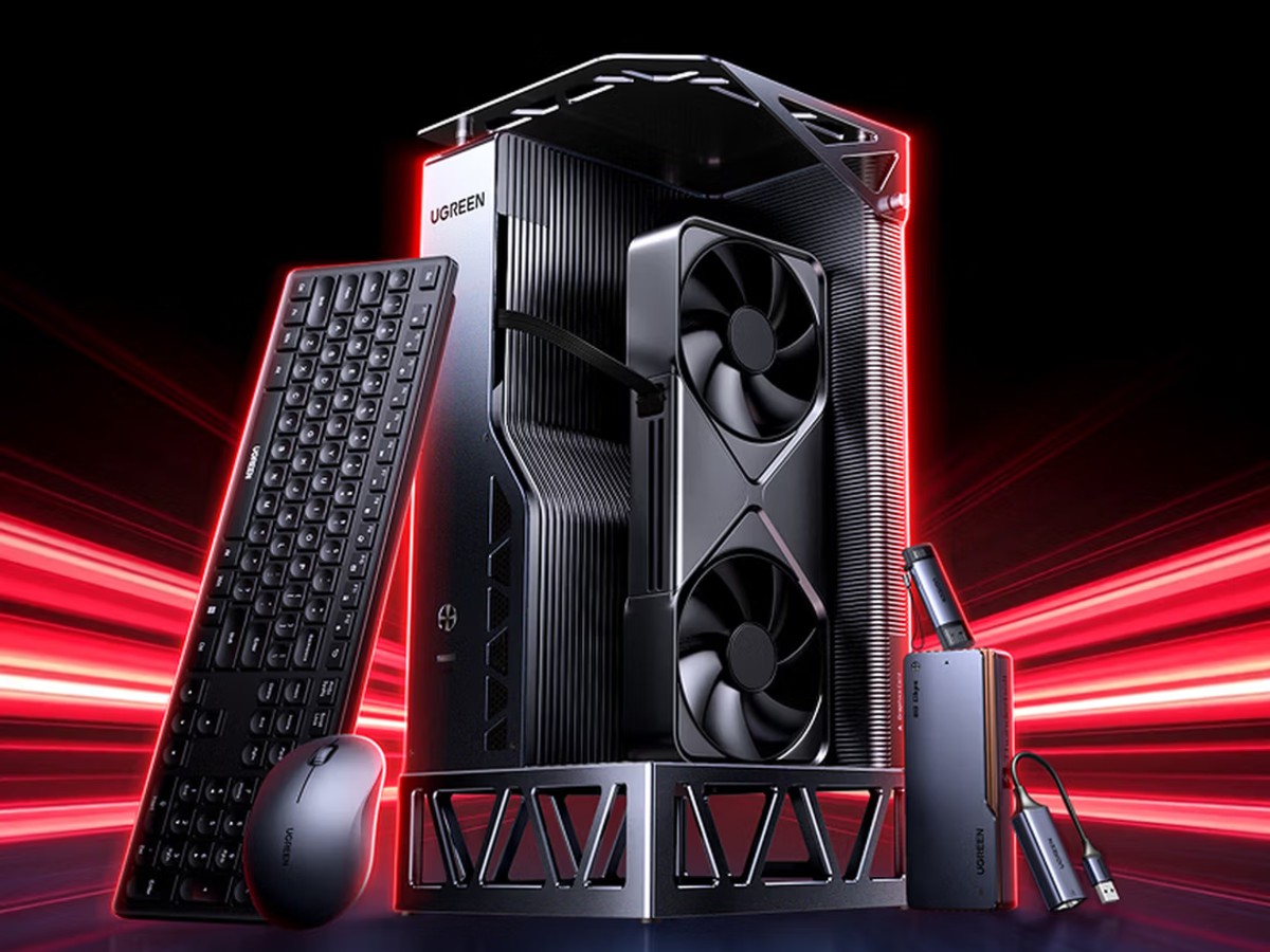 Ugreen LinkStation Pro: la nuova docking station eGPU passa al Thunderbolt 5 2