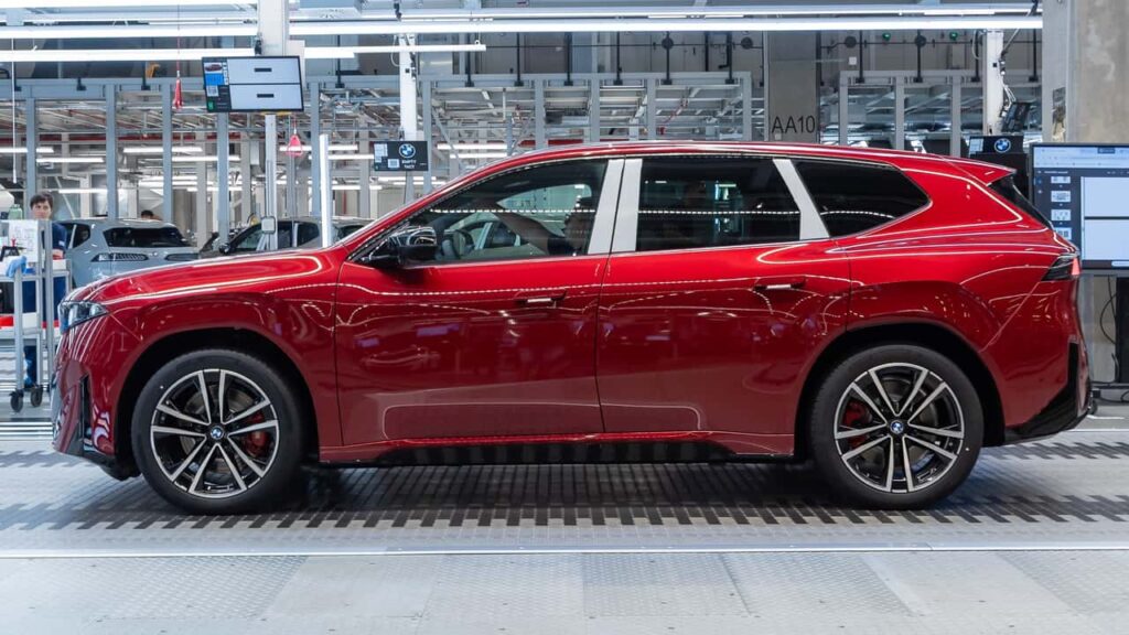 Bmw ix3 production in debrecen hungary