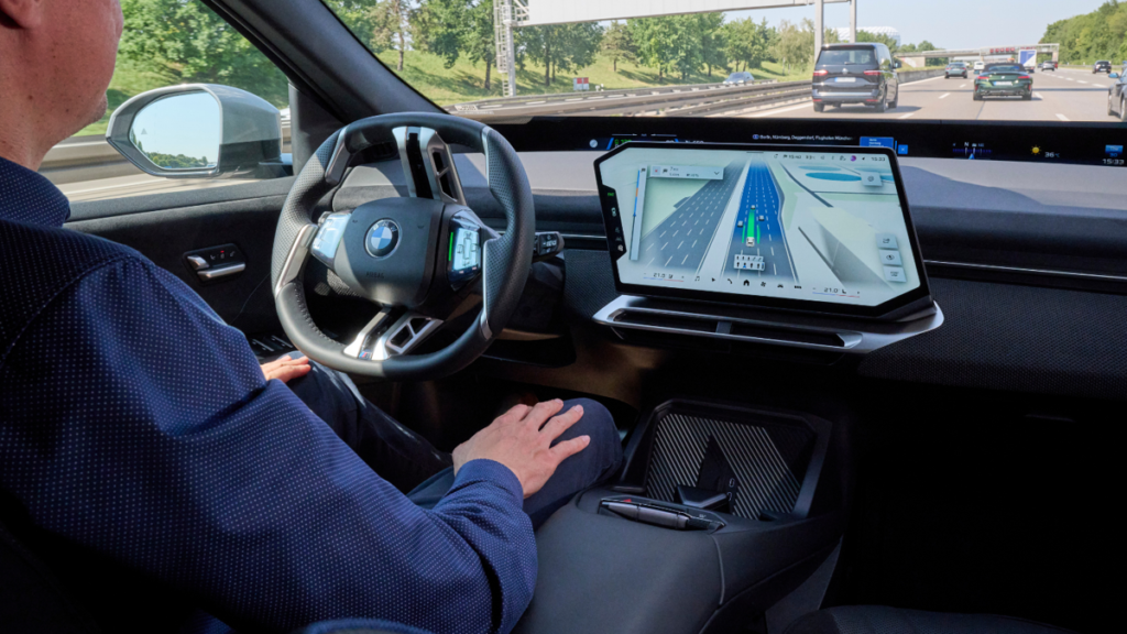 Bmw maps with driver assistance 2