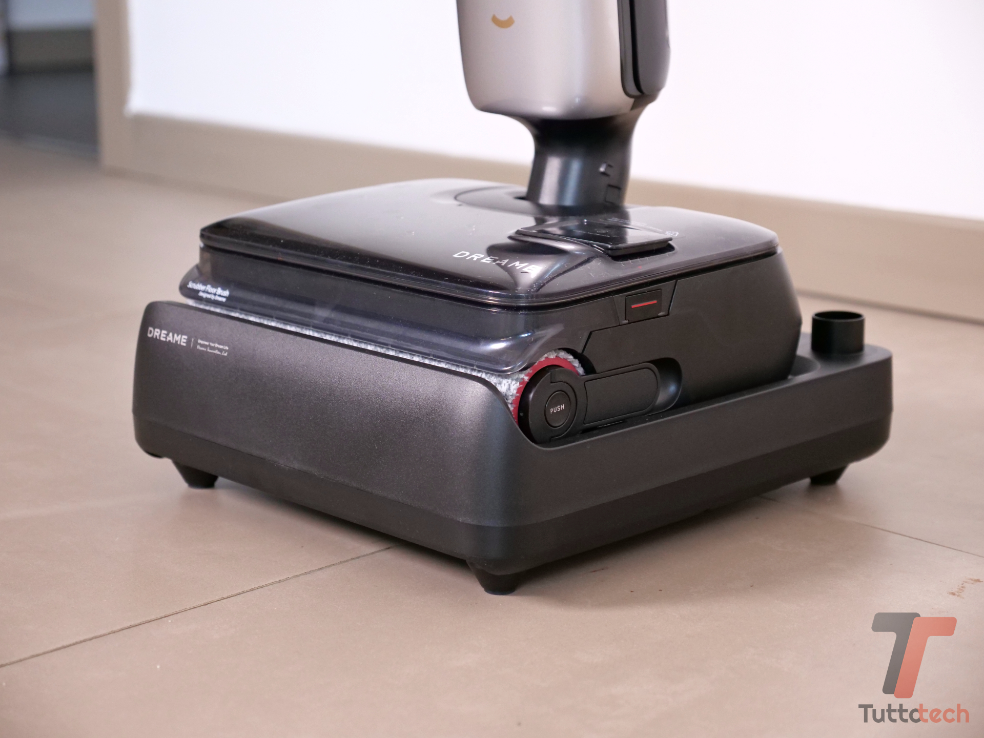 Recensione Dreame T15 Pro Heat: lava con acqua a 90 °C e si sdraia a 180° 7