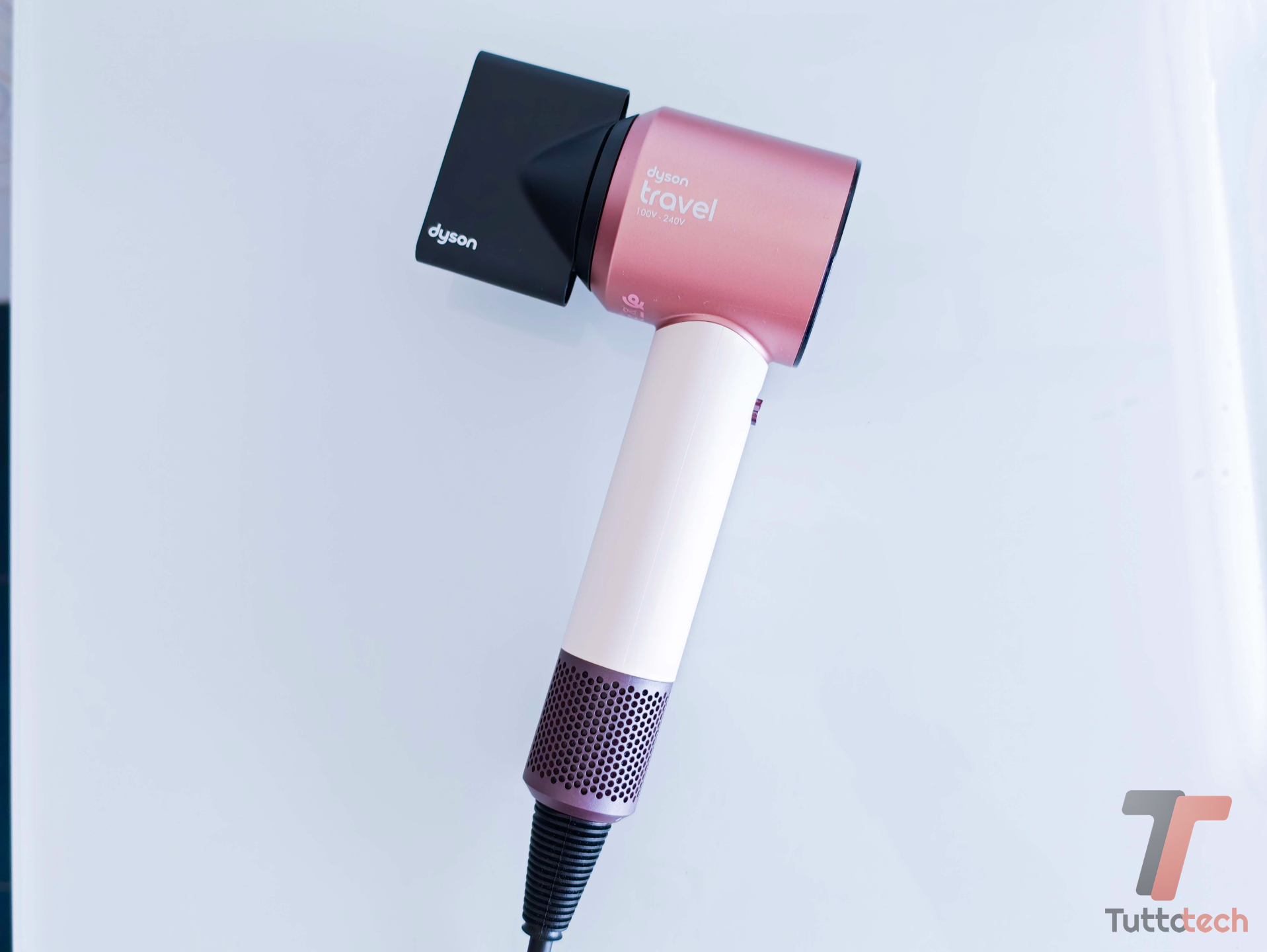 Recensione Dyson Supersonic Travel: il fon più desiderato ora entra (davvero) in valigia 1