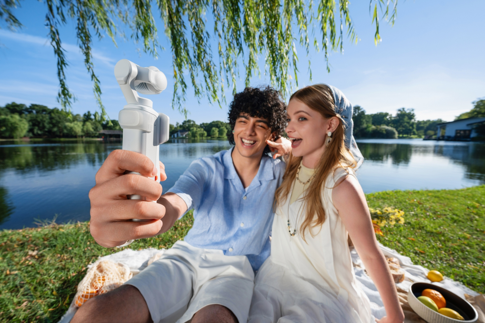 Insta360 Luna Pro: la gimbal camera firmata Leica che vuole rivoluzionare il vlogging quotidiano, da oggi in preordine a 529€ 2
