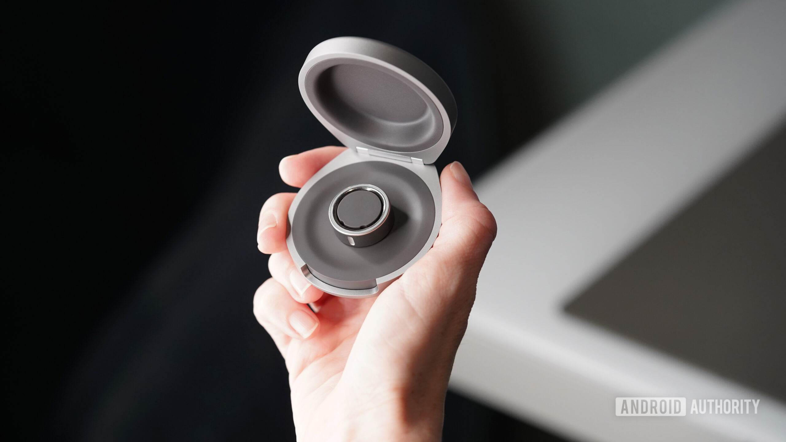 Oura ammette: batteria Ring 4 difettosa, 84,4 milioni di dollari in garanzia 1