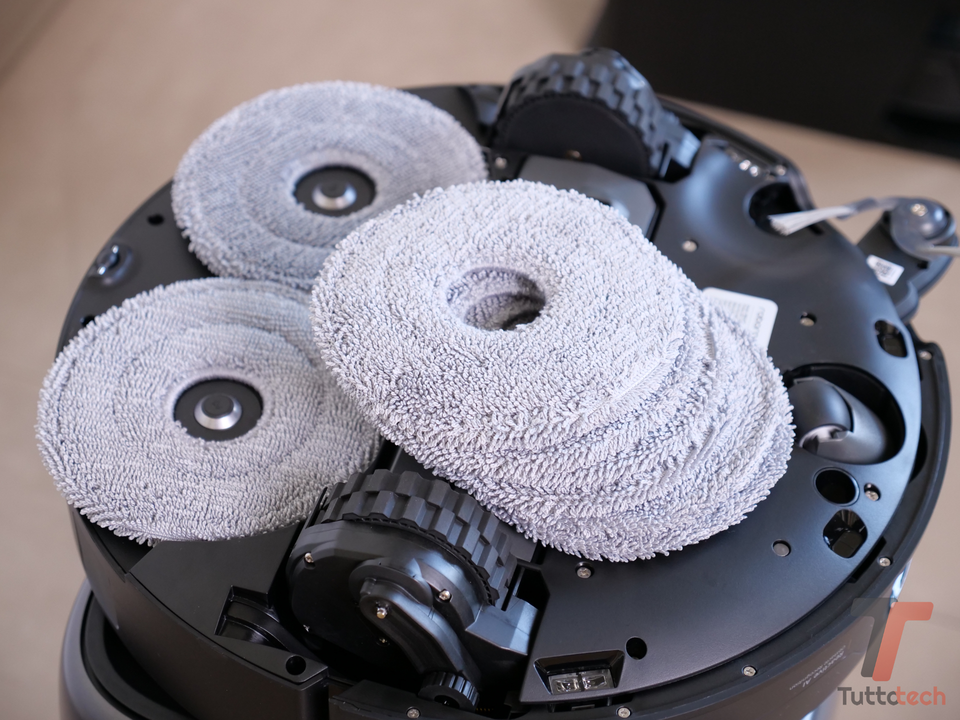 Recensione Roborock Saros 20 Neo: il robot premium non è mai costato così poco 10