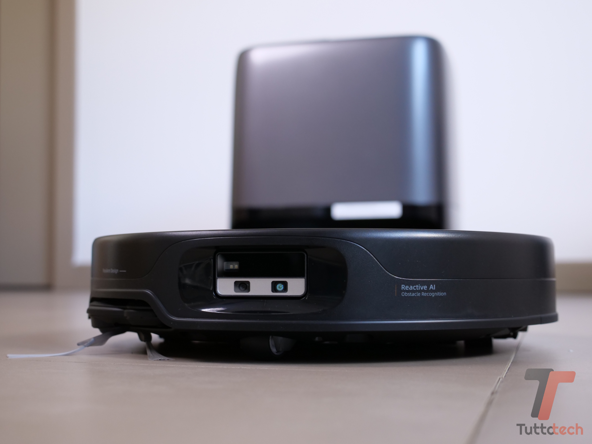 Recensione Roborock Saros 20 Neo: il robot premium non è mai costato così poco 2