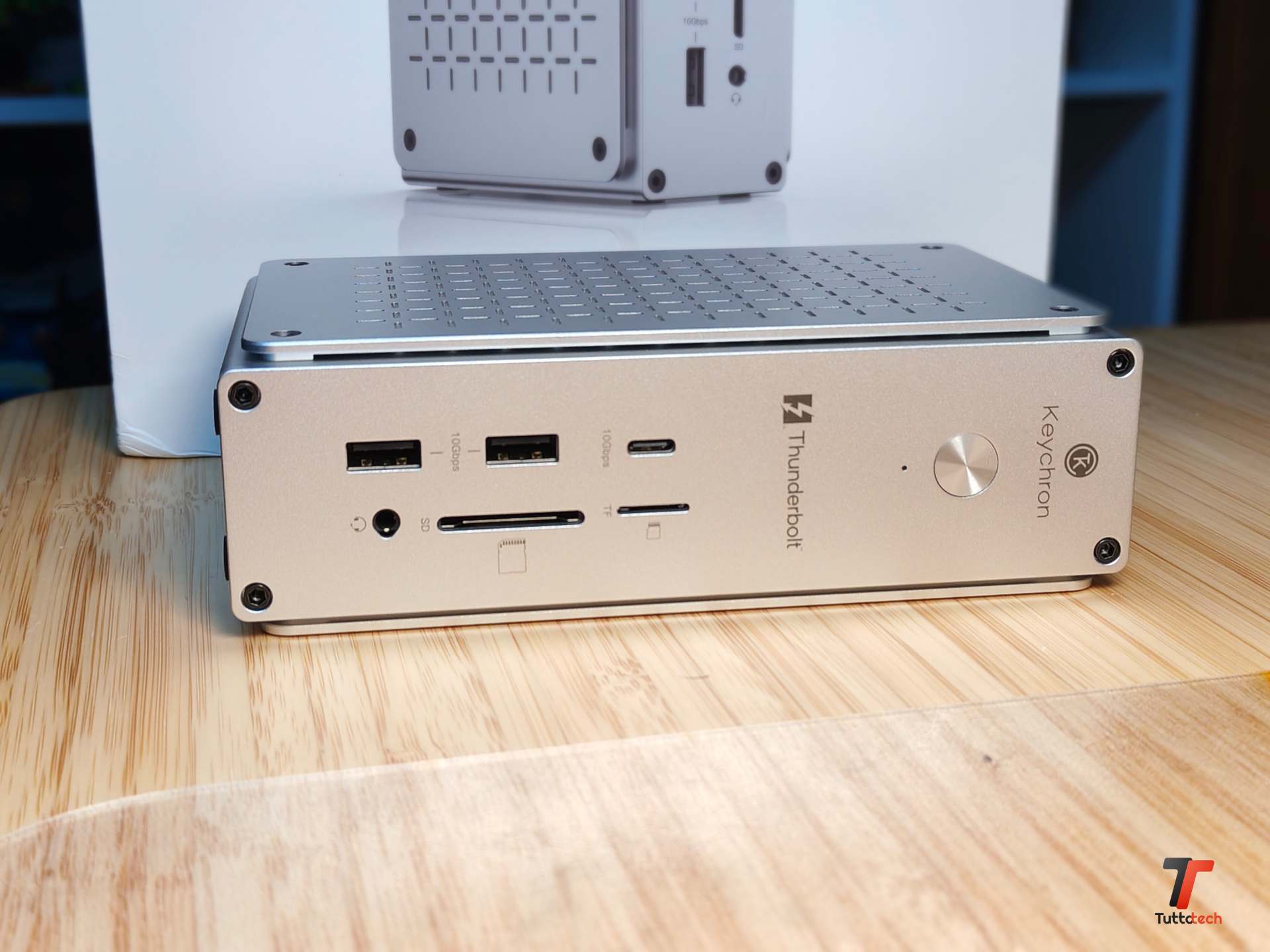 Recensione Keychron Thunderbolt 5 Dock, l'esordio da grande di chi ci ha abituati alle tastiere 1